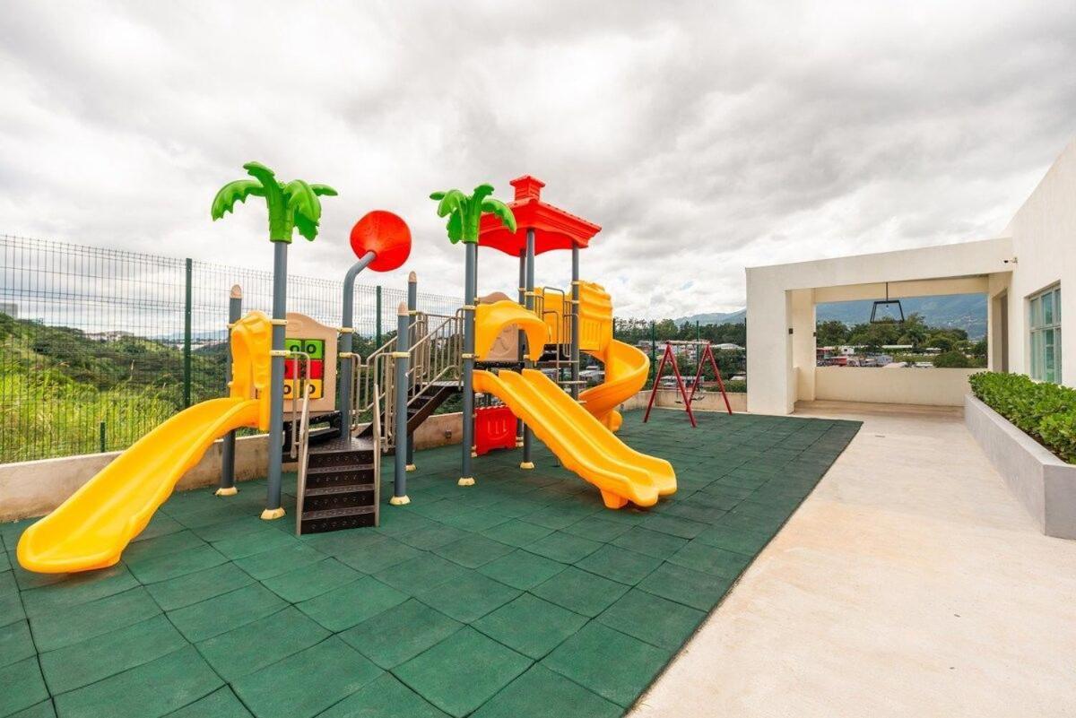 Boho Chic, Apart- Condo Cerca De Sjo Intl Airport Heredia Bagian luar foto